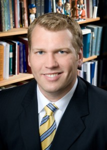 Former ivy league football player and professional wrestler brings his message on concussion prevention to NECC Oct. 21.