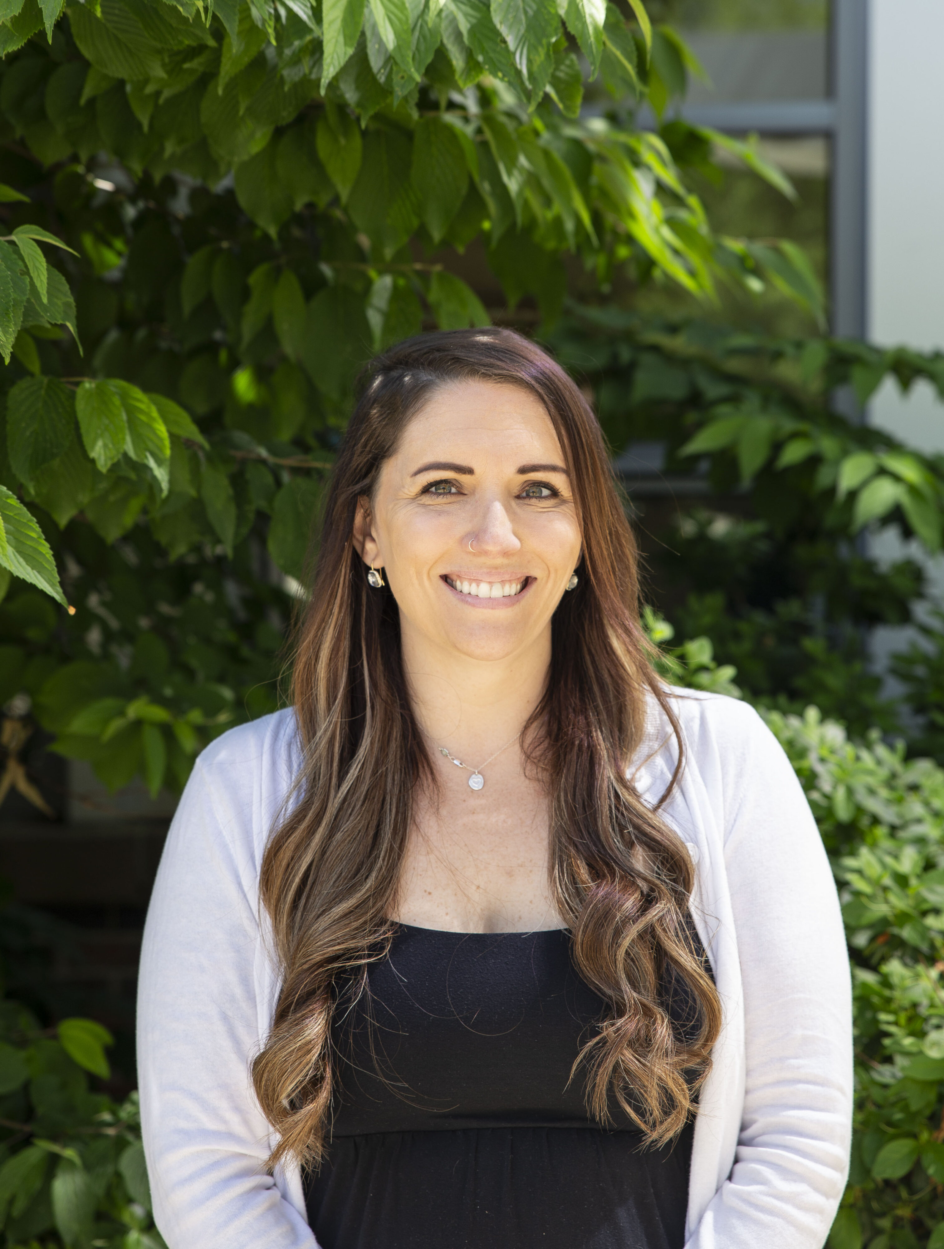 headshot of Hillary Dandurant