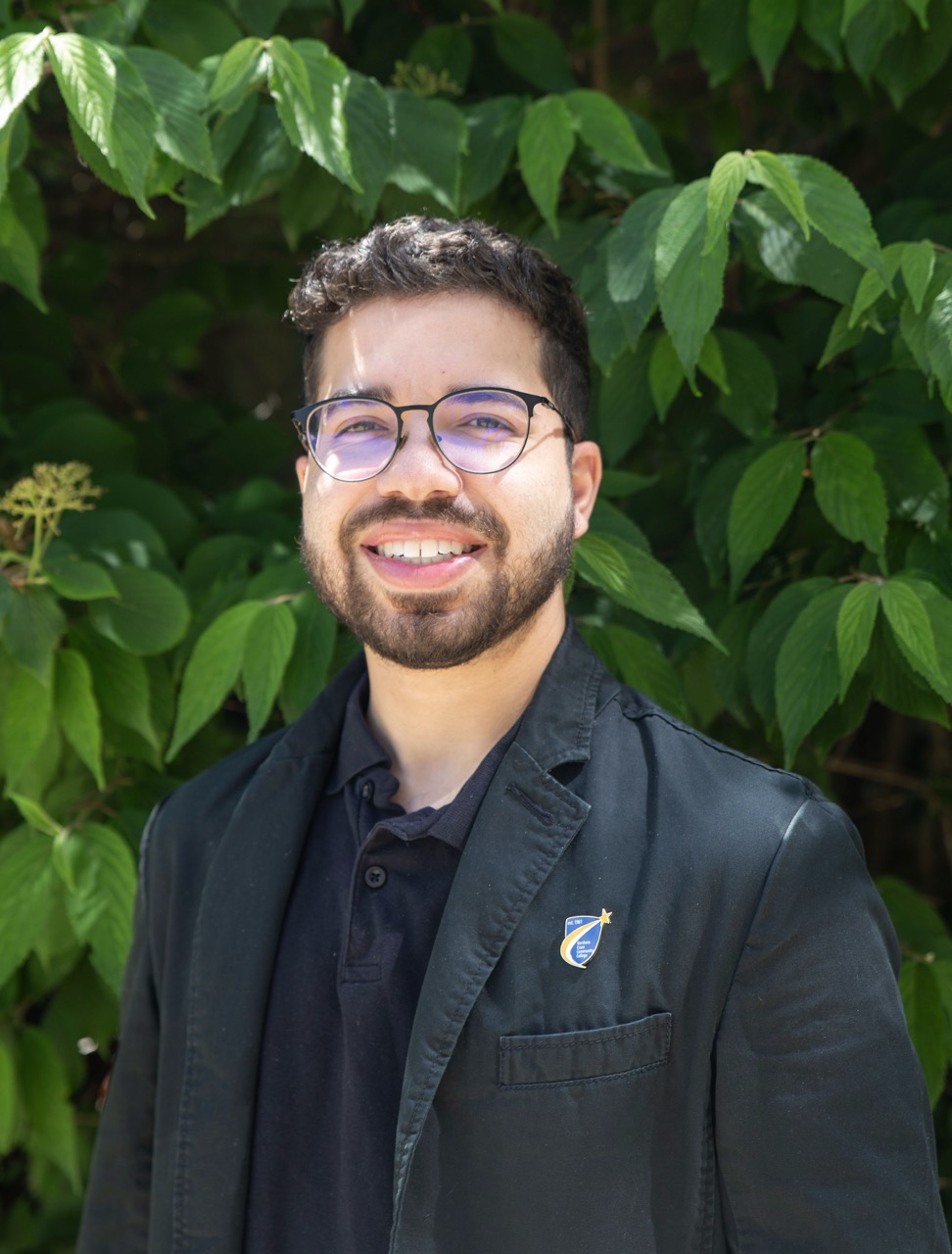 headshot of Yanilo Duran