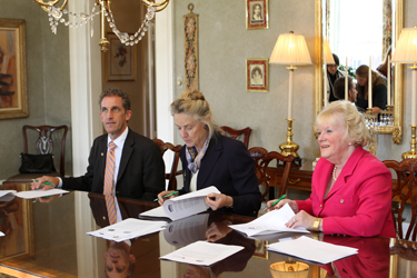 Signing the international-education articulation agreement between Middlesex and Northern Essex community colleges and Great Britain’s Bath Spa University are (left to right): NECC President Lane Glenn, Bath Spa University Vice-Chancellor Christina Slade and Middlesex President Carole Cowan.